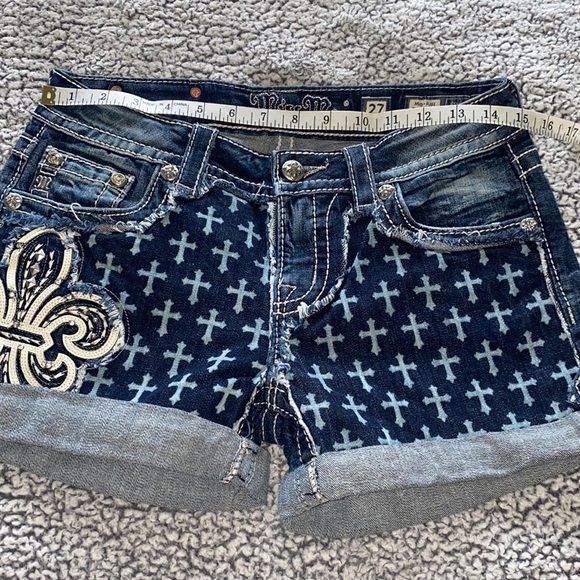 Miss Me mid rise cuffed shorts - Picture 5 of 6